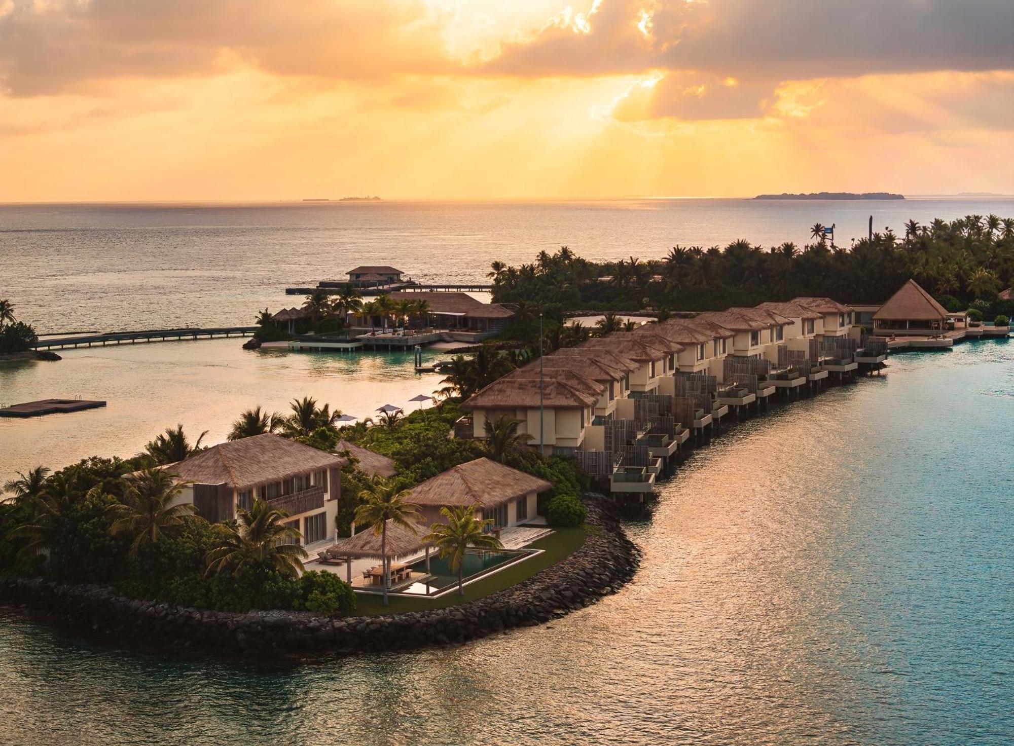 Intercontinental Maldives Maamunagau Resort With Club Benefits By Ihg Меедхоо Экстерьер фото